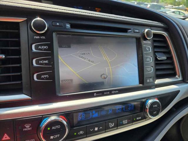 used 2019 Toyota Highlander car, priced at $22,000