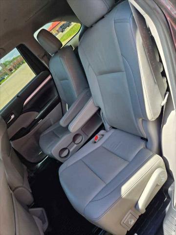 used 2019 Toyota Highlander car, priced at $22,000