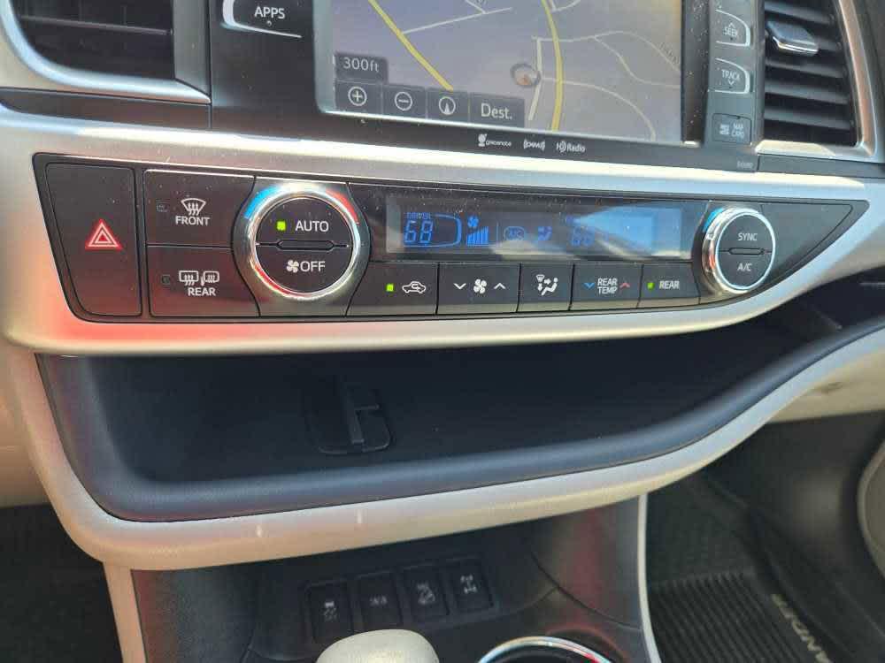 used 2019 Toyota Highlander car, priced at $20,500
