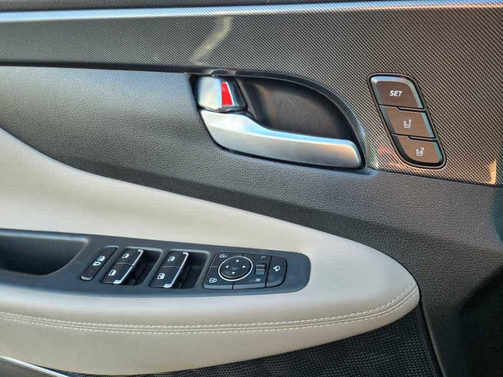 used 2023 Hyundai Santa Fe car, priced at $30,500