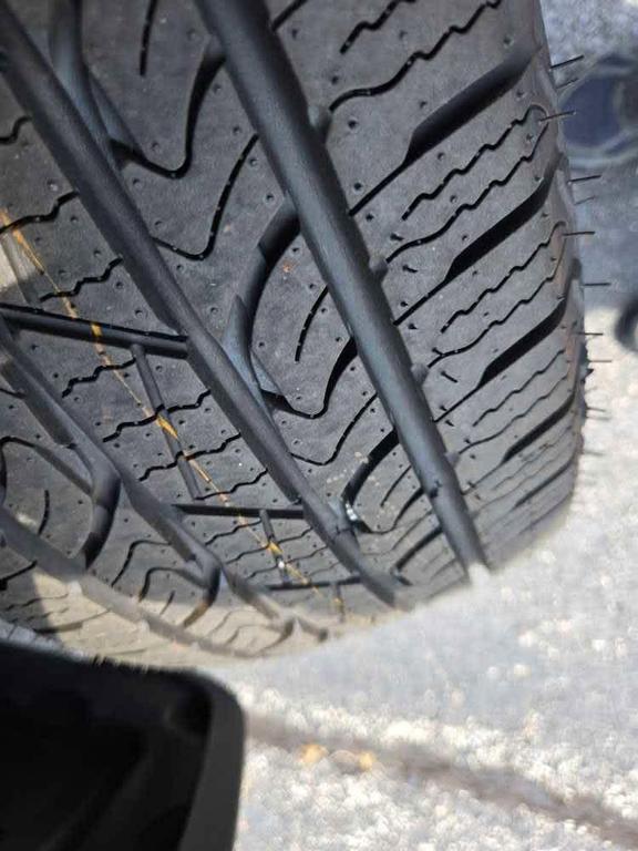 used 2016 Jeep Cherokee car, priced at $13,500