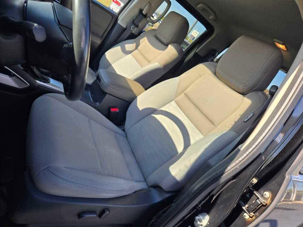 used 2022 Nissan Frontier car, priced at $29,000