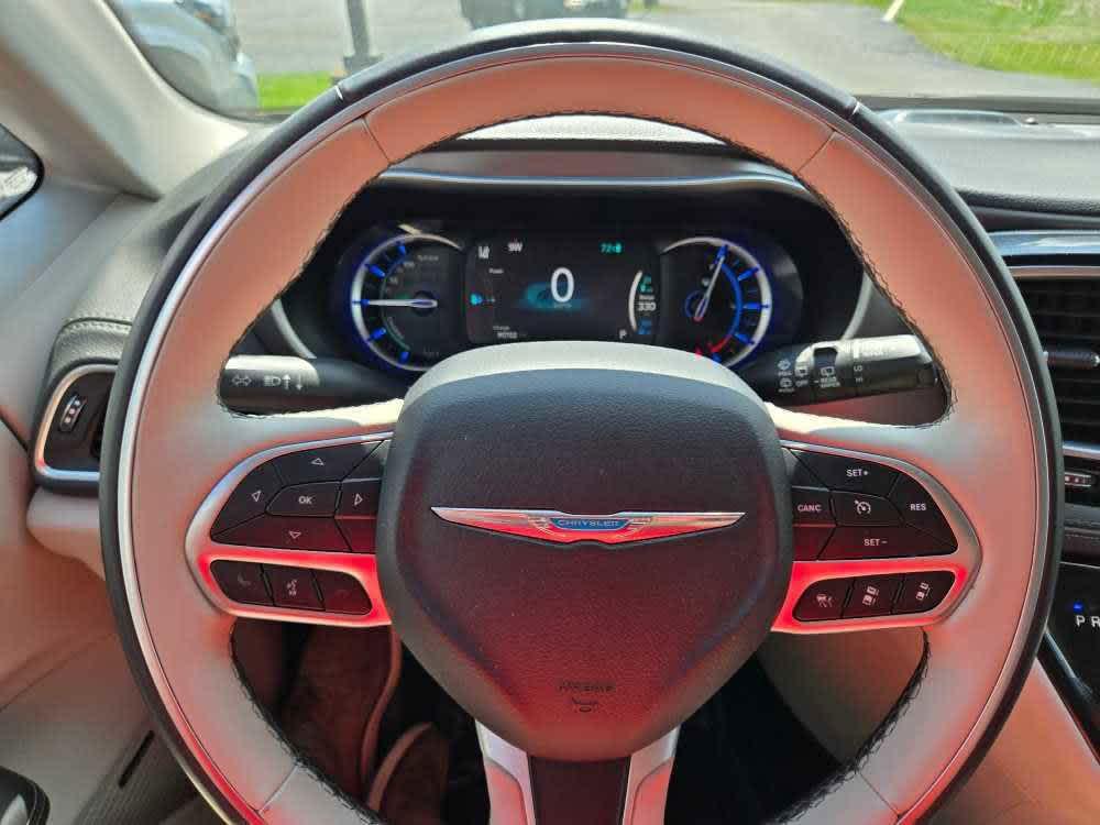 used 2018 Chrysler Pacifica Hybrid car, priced at $18,000
