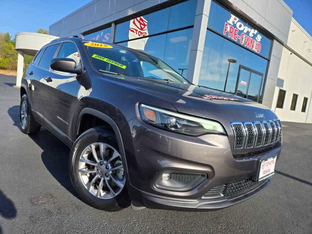 used 2019 Jeep Cherokee car, priced at $17,500