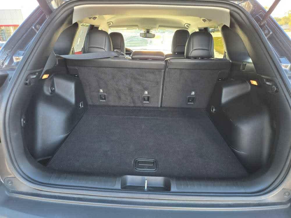 used 2019 Jeep Cherokee car, priced at $17,500
