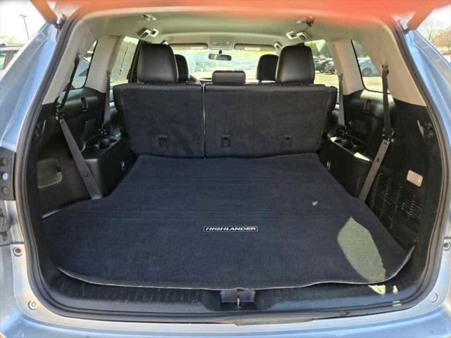 used 2016 Toyota Highlander car, priced at $16,500