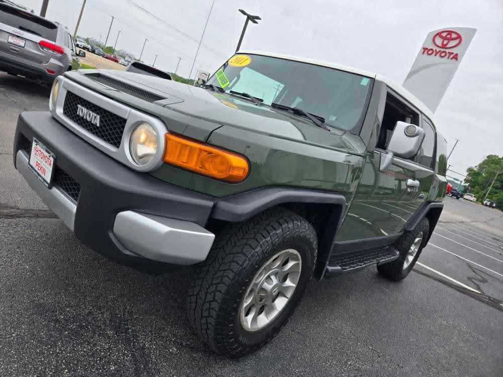 used 2011 Toyota FJ Cruiser car, priced at $23,000
