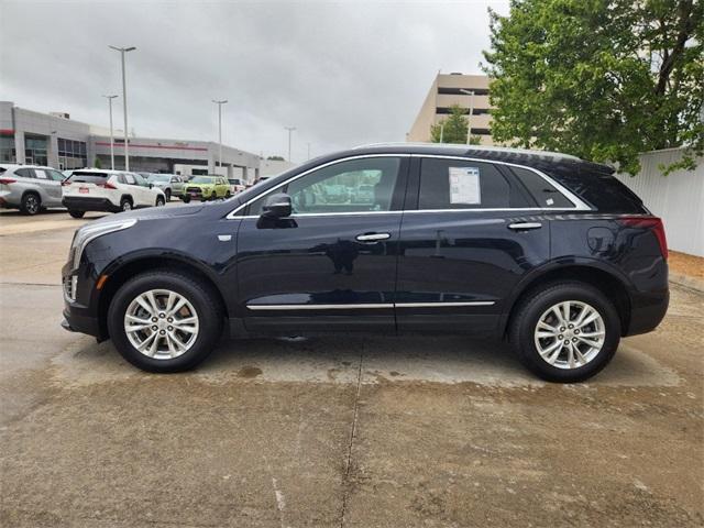 used 2022 Cadillac XT5 car, priced at $28,102