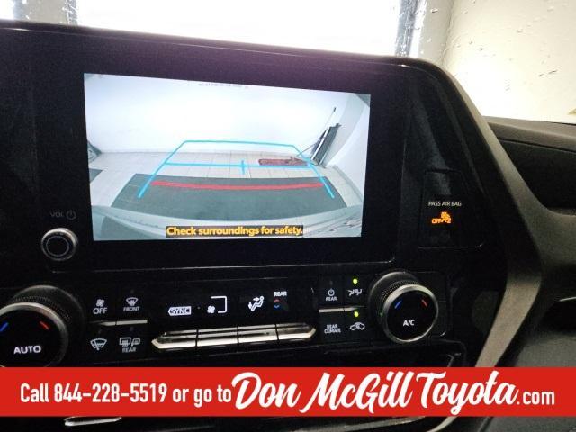 used 2023 Toyota Highlander car, priced at $32,652