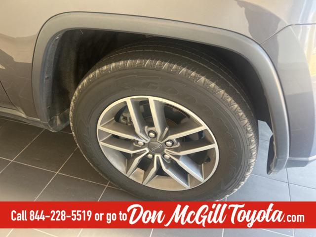 used 2020 Jeep Grand Cherokee car, priced at $18,131