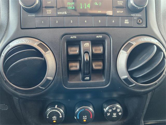 used 2015 Jeep Wrangler Unlimited car, priced at $18,922