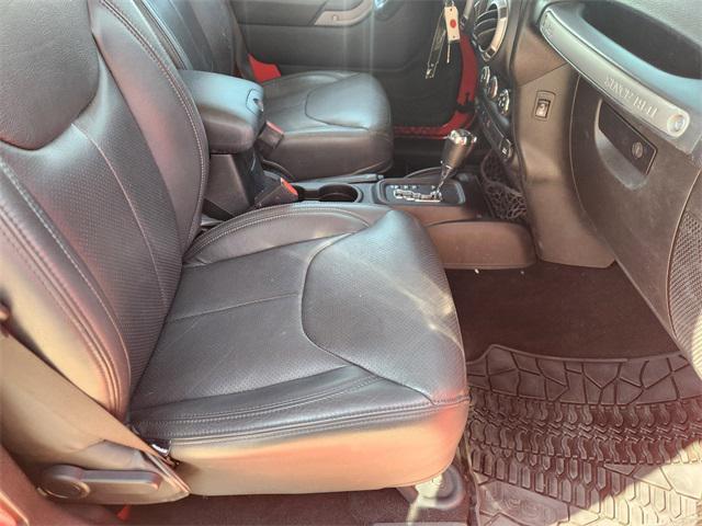 used 2015 Jeep Wrangler Unlimited car, priced at $18,922
