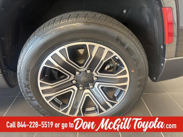 used 2022 Jeep Wagoneer car, priced at $47,277