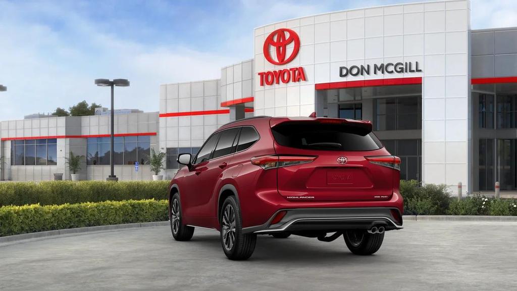 new 2025 Toyota Highlander car, priced at $53,390