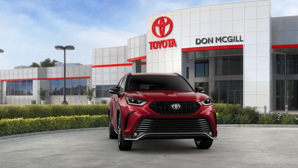 new 2025 Toyota Highlander car, priced at $53,390