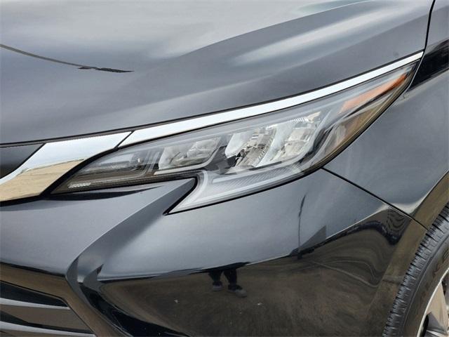 used 2024 Toyota Sienna car, priced at $39,646