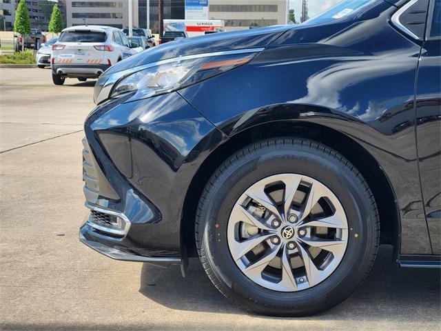used 2023 Toyota Sienna car, priced at $40,875