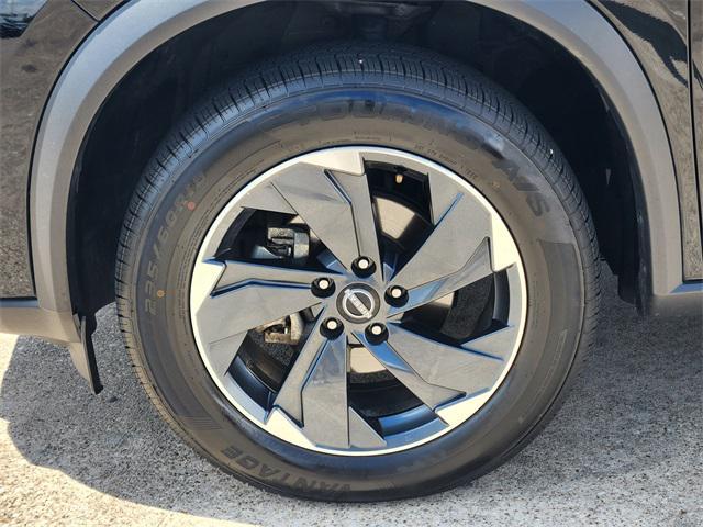 used 2024 Nissan Rogue car, priced at $21,108