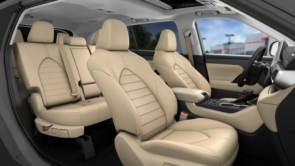 new 2025 Toyota Highlander car, priced at $47,967