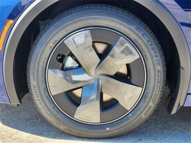 new 2026 Toyota Prius Plug-In Hybrid car, priced at $36,368