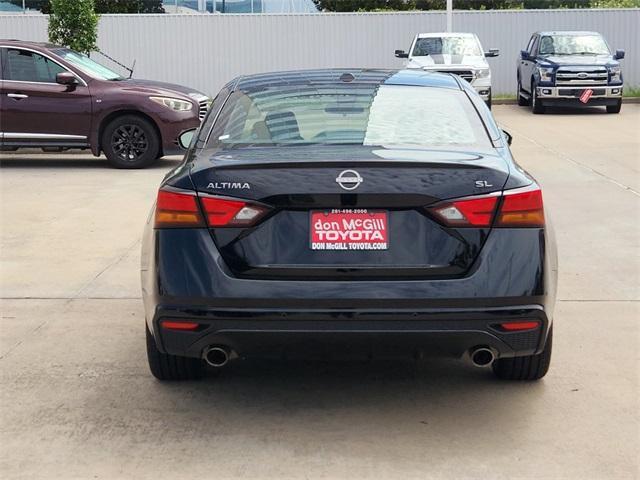 used 2023 Nissan Altima car, priced at $22,920