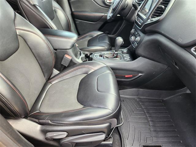 used 2019 Jeep Cherokee car, priced at $13,887
