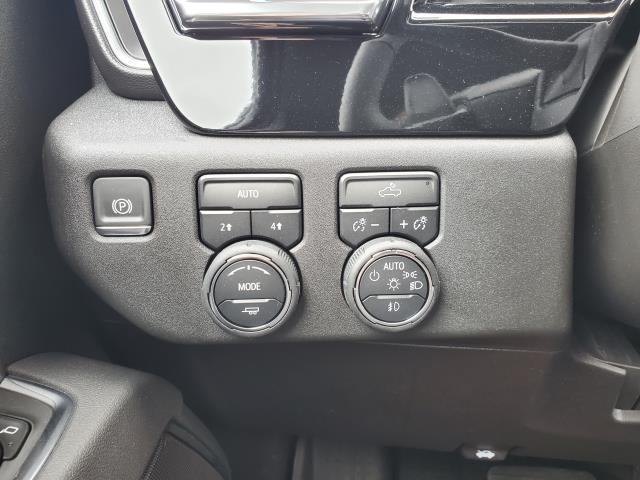 new 2025 Chevrolet Silverado 1500 car, priced at $58,605