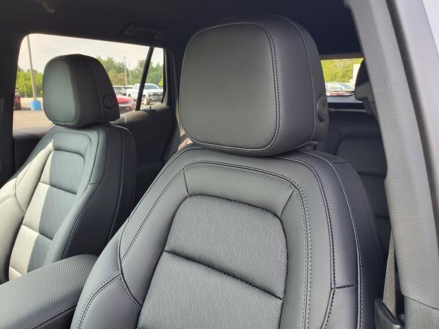 new 2026 Chevrolet Equinox car, priced at $34,295