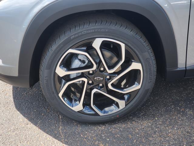 new 2025 Chevrolet Trax car, priced at $27,270
