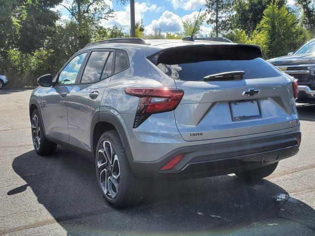 new 2025 Chevrolet Trax car, priced at $27,270