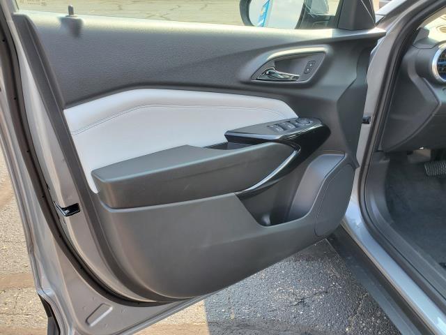 new 2025 Chevrolet Trax car, priced at $24,843