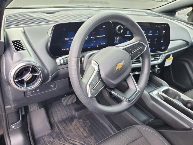 new 2025 Chevrolet Equinox EV car, priced at $34,140