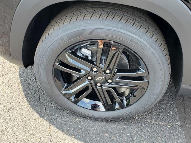new 2025 Chevrolet Trax car, priced at $26,705
