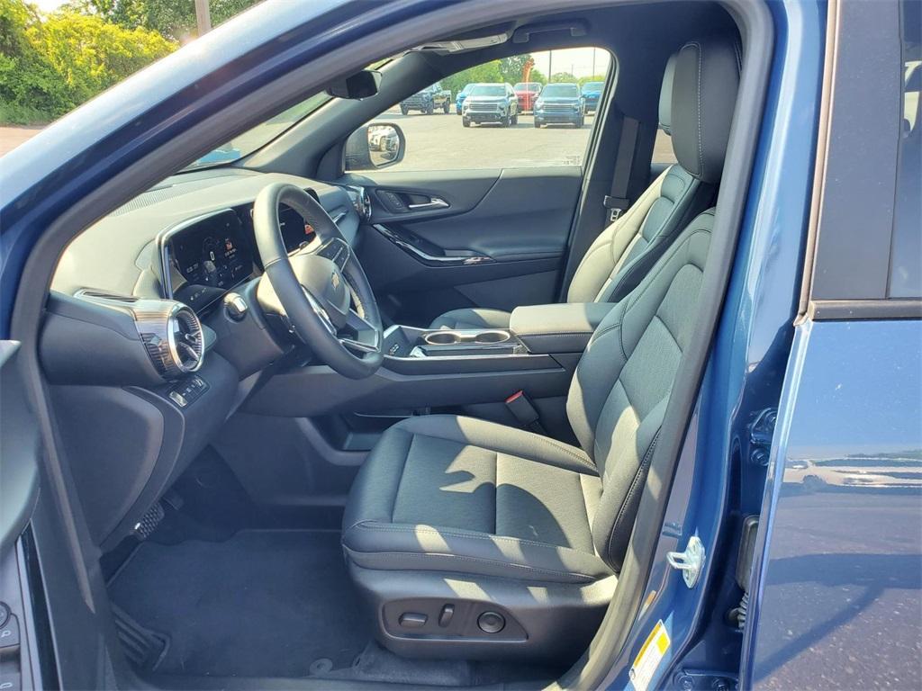 used 2025 Chevrolet Equinox car, priced at $31,309