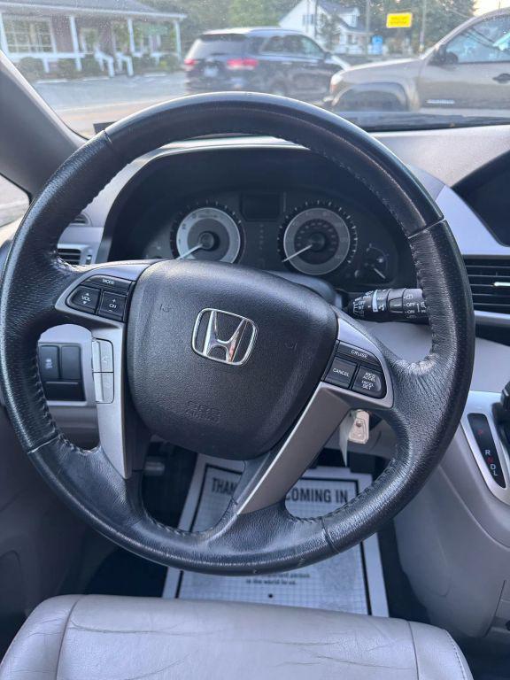 used 2013 Honda Odyssey car, priced at $9,995