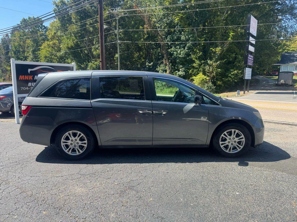 used 2013 Honda Odyssey car, priced at $9,995