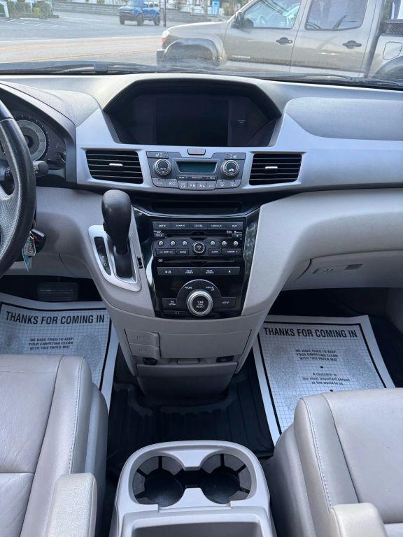 used 2013 Honda Odyssey car, priced at $9,995