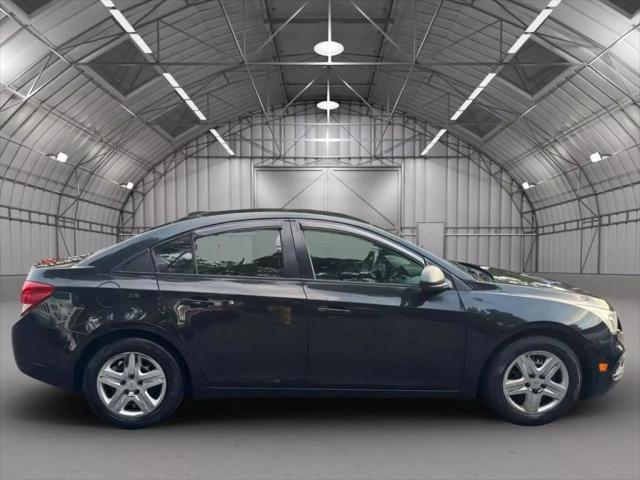 used 2015 Chevrolet Cruze car, priced at $7,995