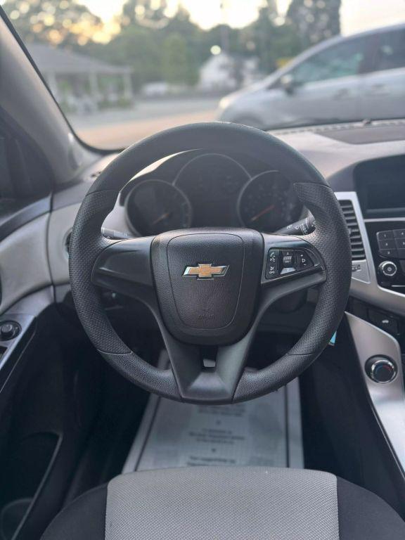 used 2015 Chevrolet Cruze car, priced at $7,995