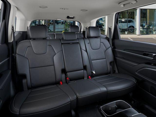 new 2025 Kia Telluride car, priced at $38,060