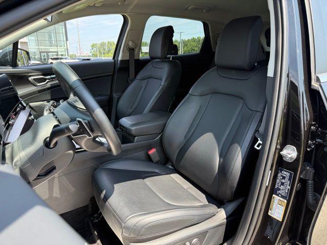 used 2024 Kia Sportage Hybrid car, priced at $27,853