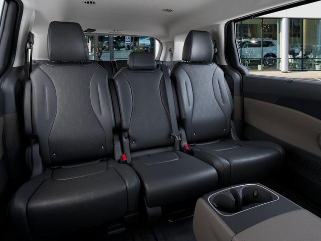 new 2026 Kia Carnival Hybrid car, priced at $44,970