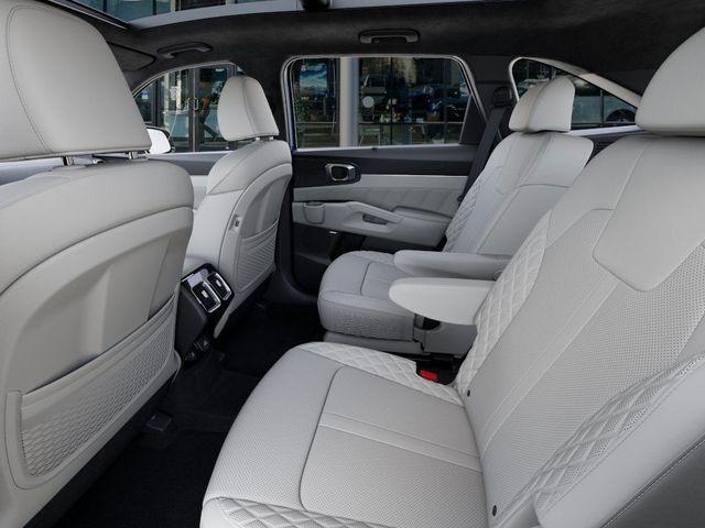 new 2025 Kia Sorento Hybrid car, priced at $48,645