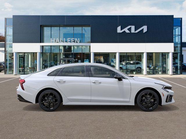 new 2026 Kia K5 car, priced at $34,080