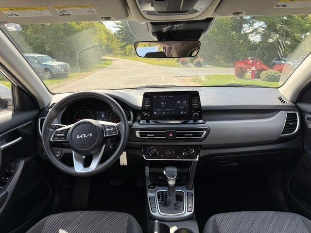 used 2023 Kia Seltos car, priced at $19,989