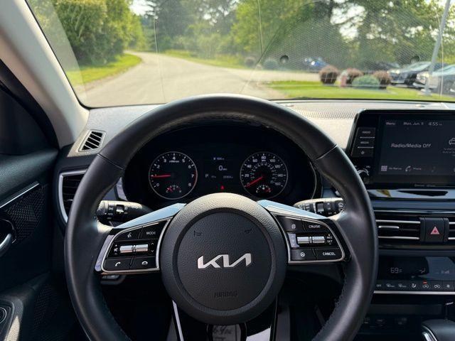used 2023 Kia Seltos car, priced at $21,755