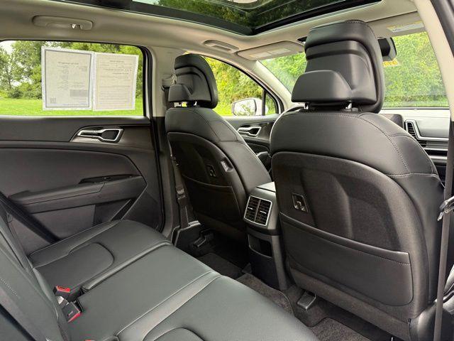 used 2025 Kia Sportage car, priced at $28,557