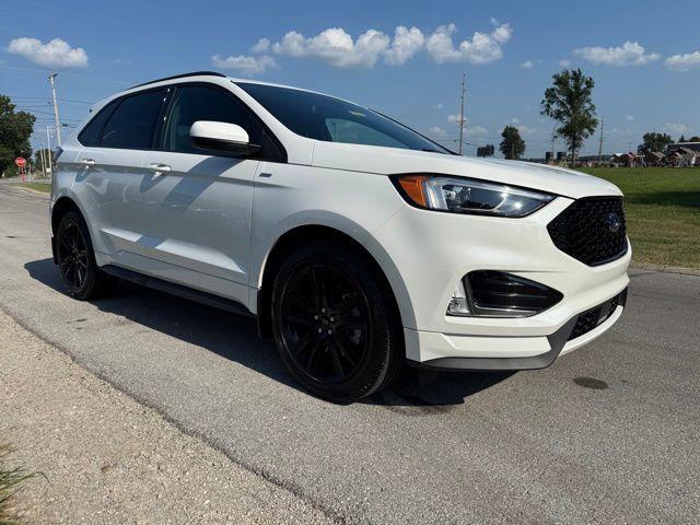 used 2022 Ford Edge car, priced at $25,265