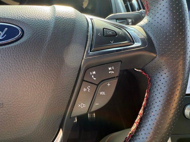 used 2022 Ford Edge car, priced at $25,265