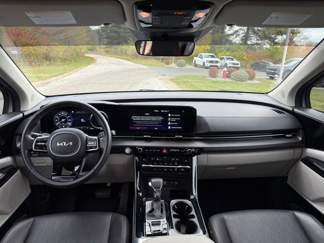 used 2023 Kia Carnival car, priced at $33,843